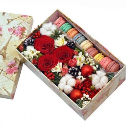 Коробка Вкус праздника ― Floristik — доставка цветов по всей Украине