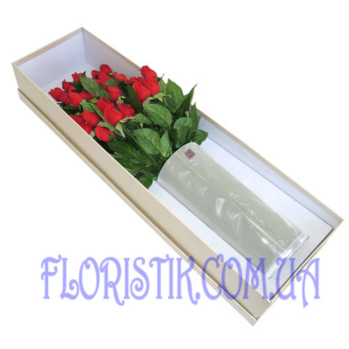 25 червоних троянд. Купити 25 червоних троянд у інтернет-магазині Флористик