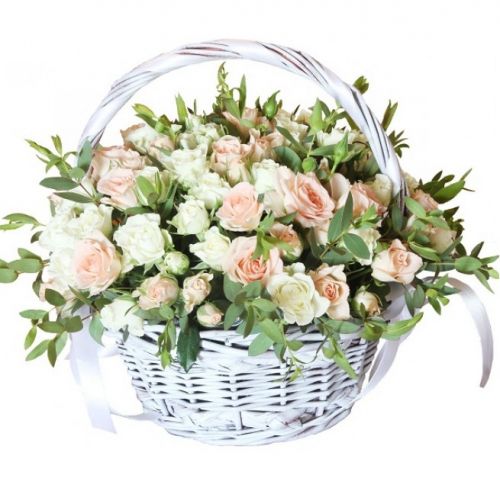 Лукошко цветов. Купить Лукошко цветов в интернет-магазине Флористик