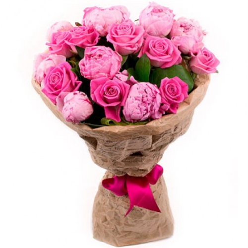 Букет півонії і троянди ― Floristik — доставка квітів по всій Україні