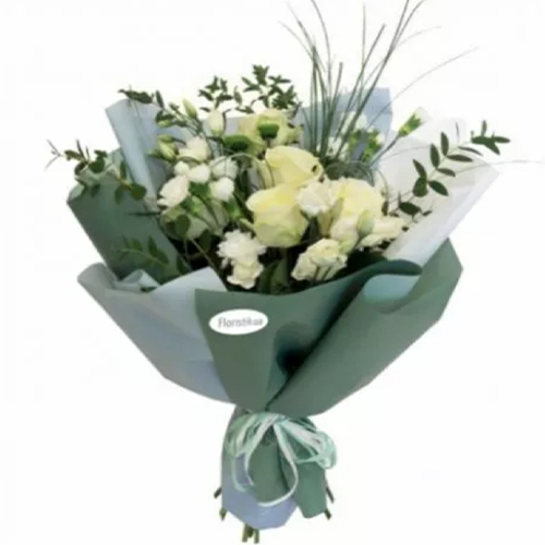 Подарок с улыбкой ― Floristik — доставка цветов по всей Украине