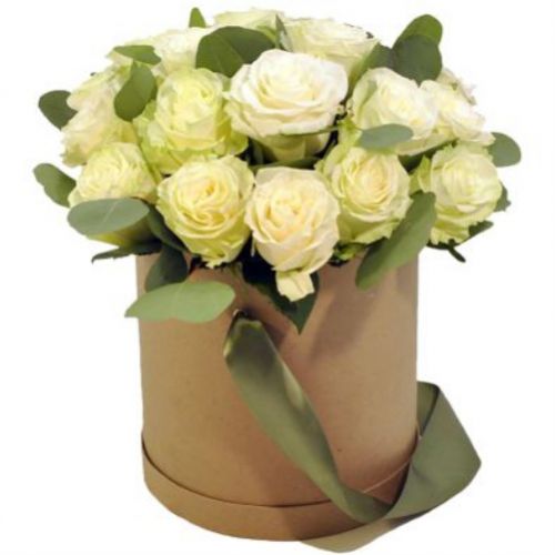 Коробка белоснежных роз ― Floristik — доставка цветов по всей Украине