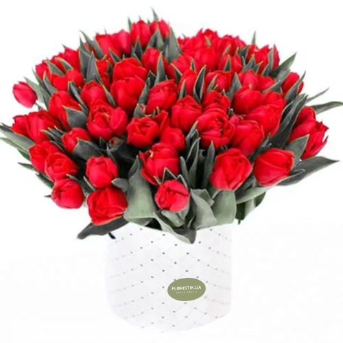Коробка червоних тюльпанів ― Floristik — доставка квітів по всій Україні