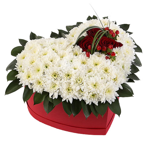 Коробка сердце хризантем ― Floristik — доставка цветов по всей Украине