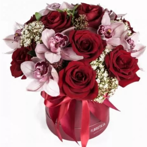 Коробка цветов Кармен ― Floristik — доставка цветов по всей Украине