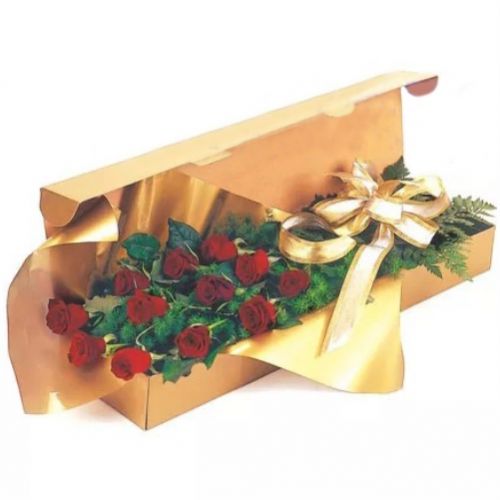 11 красных роз. Купить 11 красных роз в интернет-магазине Флористик